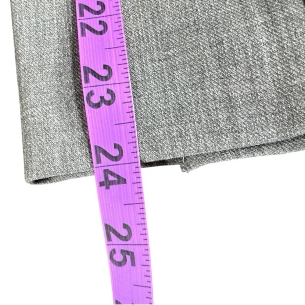 MANGO Gray Double-Breasted
Cropped Blazer, Size S. - Picture 14 of 15